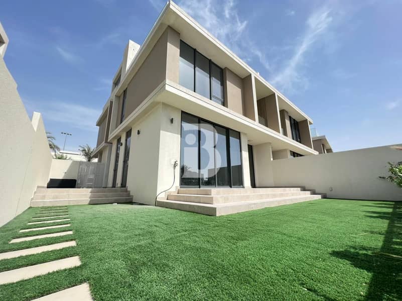 Available 1st June | Large Terrace |Semi Detached Available 1st June | Large Terrace |Semi Detached