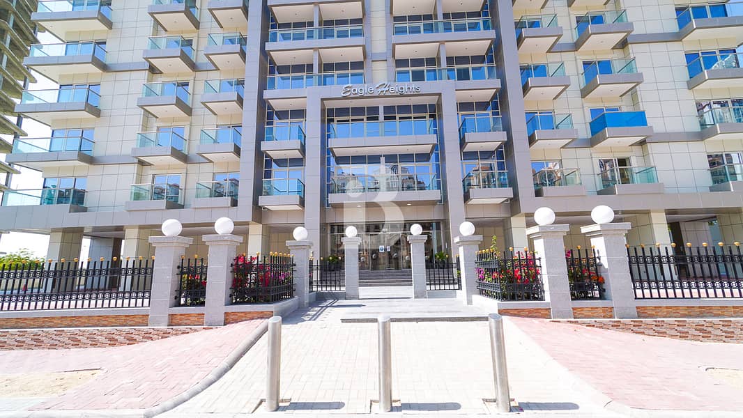 High Floor | Fully Furnished | Golf View High Floor | Fully Furnished | Golf View