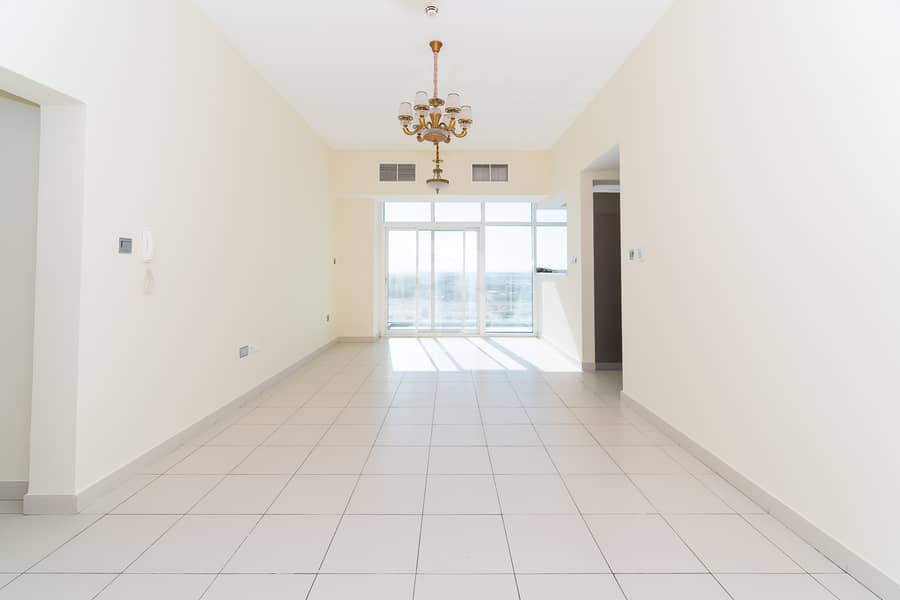 2 BED | HIGH FLOOR | TENENTED TILL OCTOBER 2023 2 BED | HIGH FLOOR | TENENTED TILL OCTOBER 2023