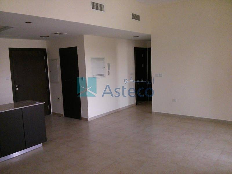 Great Location Two Bedrooms In Al Thamam
