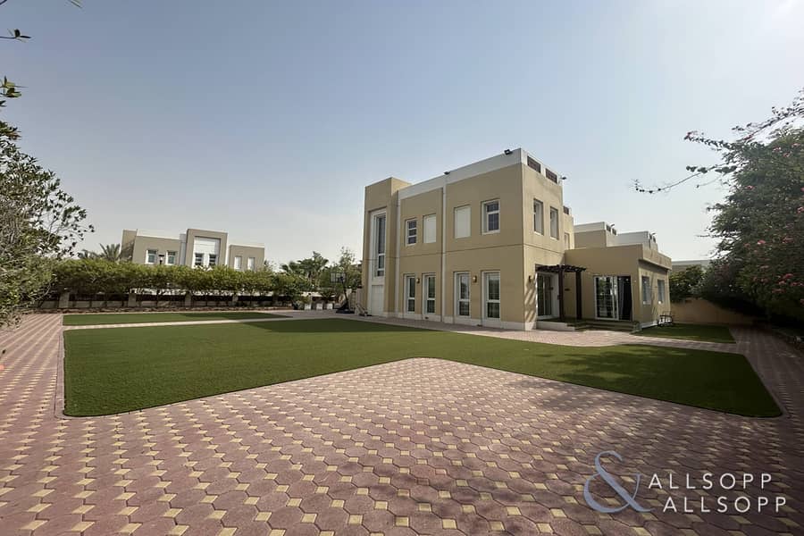 Four Bedrooms | Extension | Large Plot Four Bedrooms | Extension | Large Plot