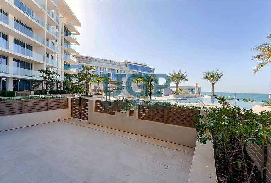 Sea View | Luxury Beachfront Living | Owner Occupied