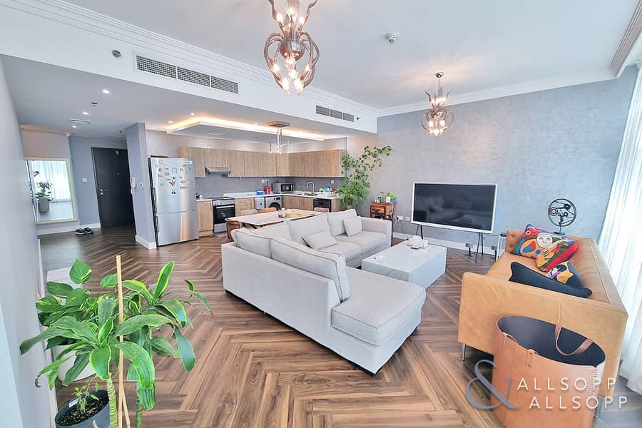 Upgraded | Vacant | Spacious 2 Bedrooms Upgraded | Vacant | Spacious 2 Bedrooms