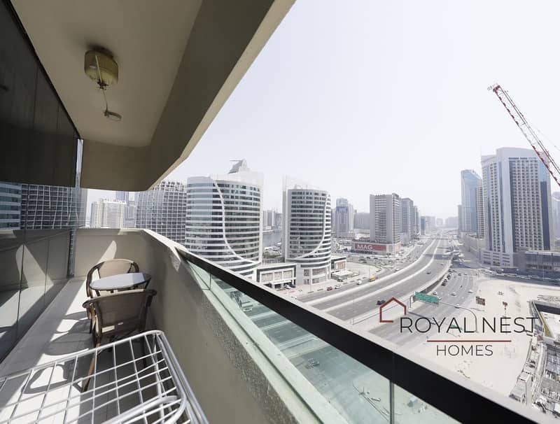 Great Location/High Floor/Luxury/Ready To Move Great Location/High Floor/Luxury/Ready To Move