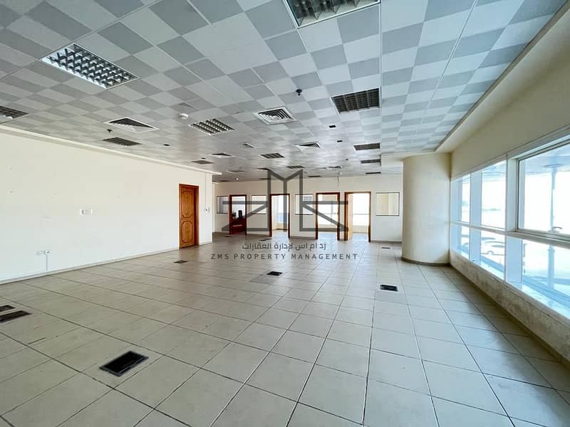 مکتب في برج خليفة بارك،شارع السلام 112500 درهم - 7797368 مکتب في برج خليفة بارك،شارع السلام 112500 درهم - 7797368