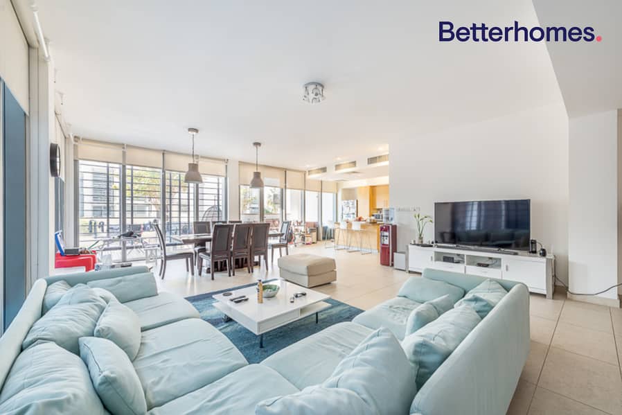 Corner Villa | Luxury Home | Owner Occupied Corner Villa | Luxury Home | Owner Occupied