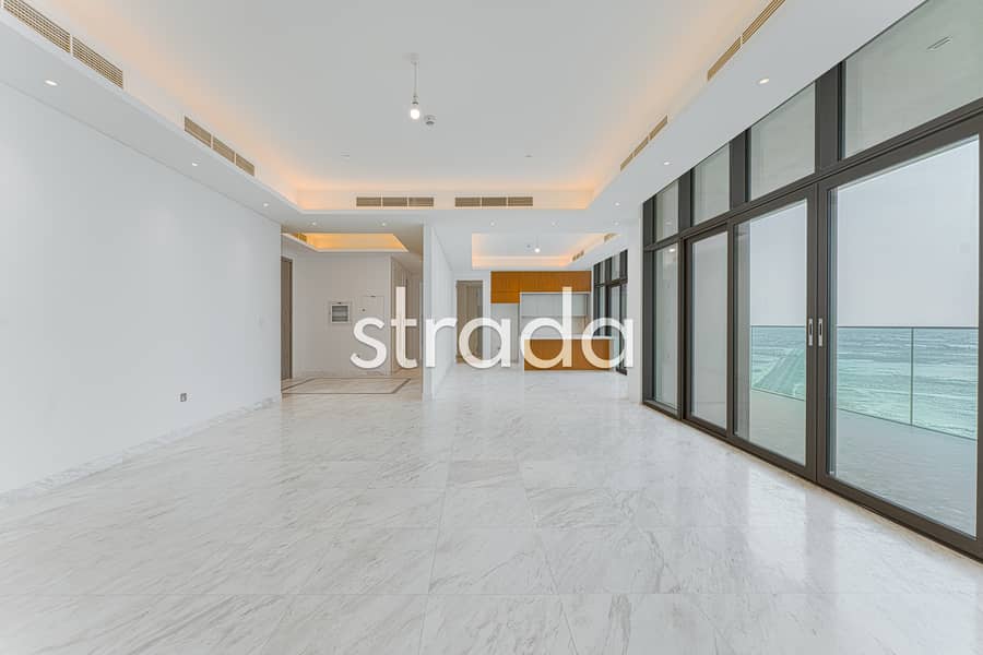 Top Floor | Penthouse | Downtown skyline Views Top Floor | Penthouse | Downtown skyline Views