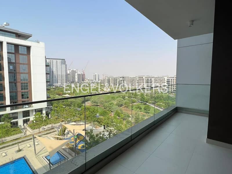 Huge Layout | Park & Pool View | Corner Unit Huge Layout | Park & Pool View | Corner Unit