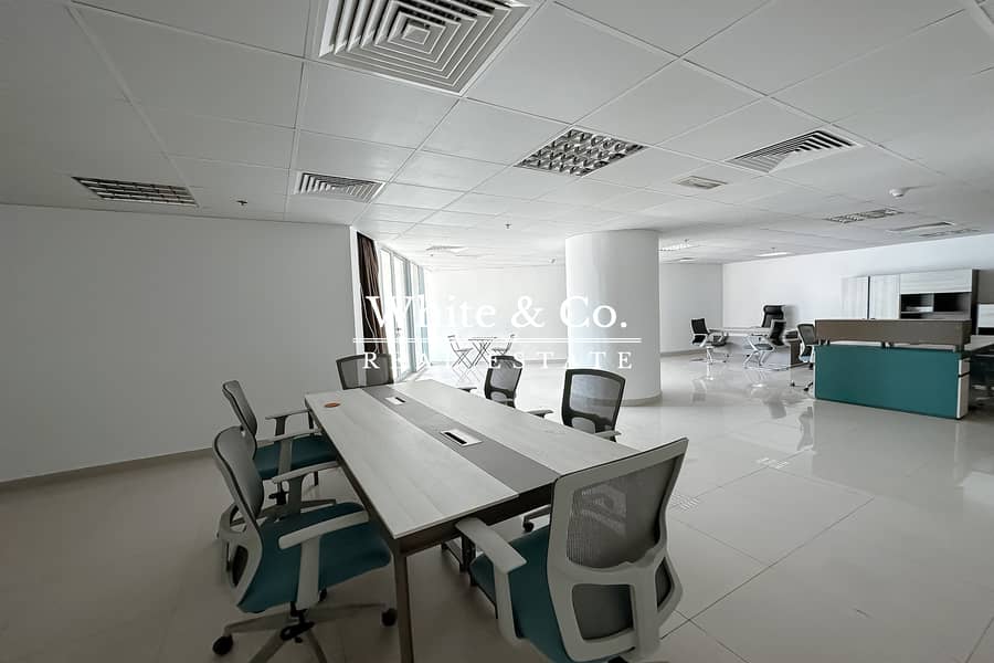 Canal Views | Two Parkings | Furnished Canal Views | Two Parkings | Furnished