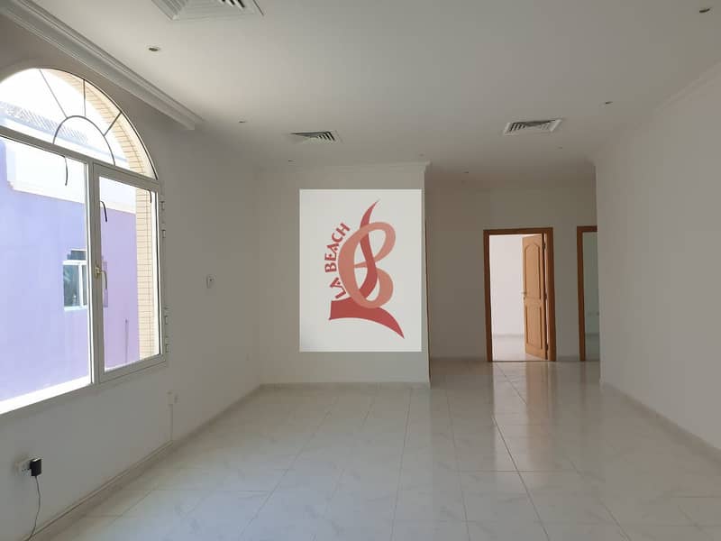 SPACIOUS 5BHK VILLA WITH PVT POOL @ 300K / UMM SUQEIM2