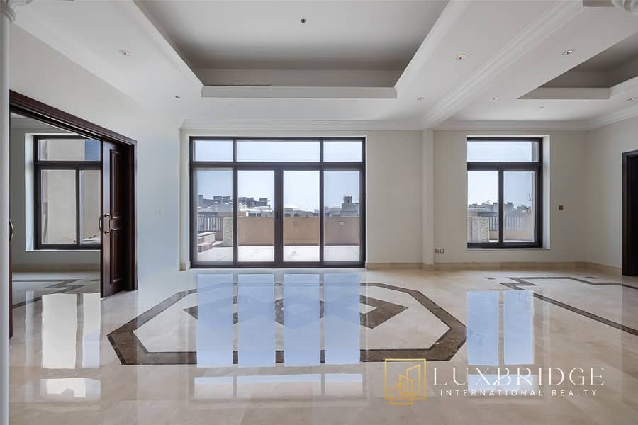 Exclusive | Penthouse With Pool | Sea View