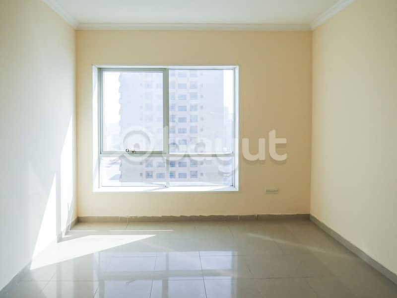 شقة في برج ريڤيرا،الخان 3 غرف 57000 درهم - 7803977