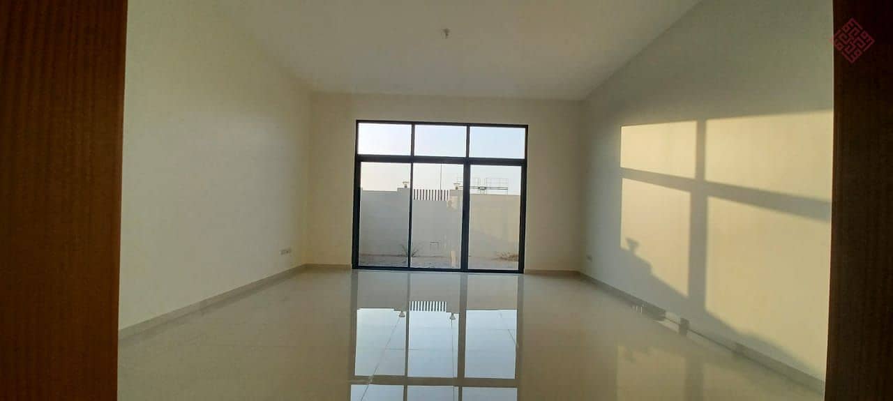 Brand new luxcurios villa availble in Tilal City for rent Brand new luxcurios villa availble in Tilal City for rent