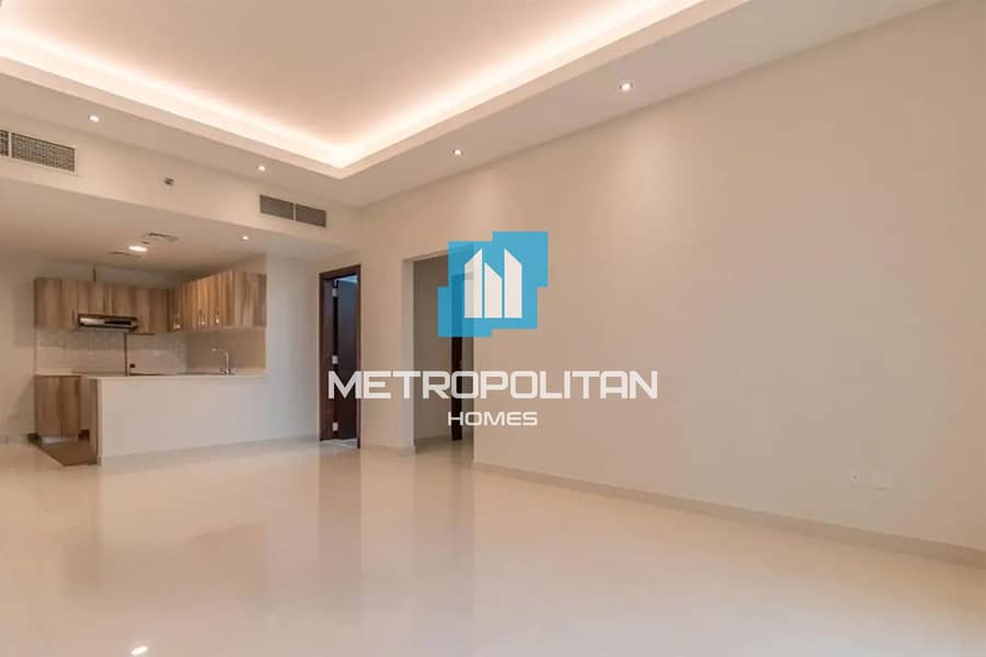 Spacious Unit | Canal View | Ready for Move-In Spacious Unit | Canal View | Ready for Move-In
