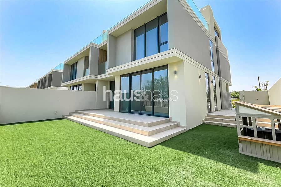 位于迪拜山庄,俱乐部别墅 3 卧室的别墅 550000 AED - 7807156 位于迪拜山庄,俱乐部别墅 3 卧室的别墅 550000 AED - 7807156