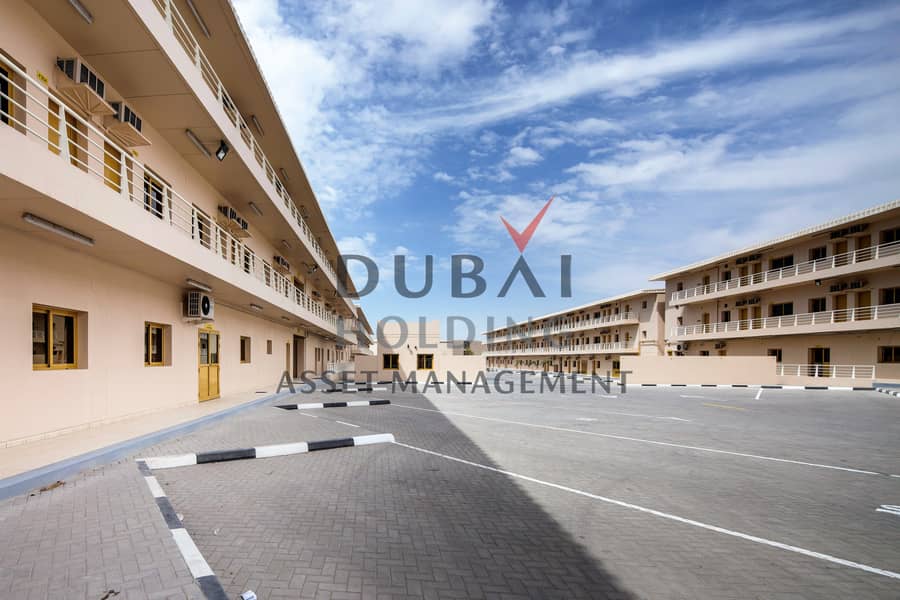 BEST OFFER | AED 1800 | 4 BEDS CAPACITY