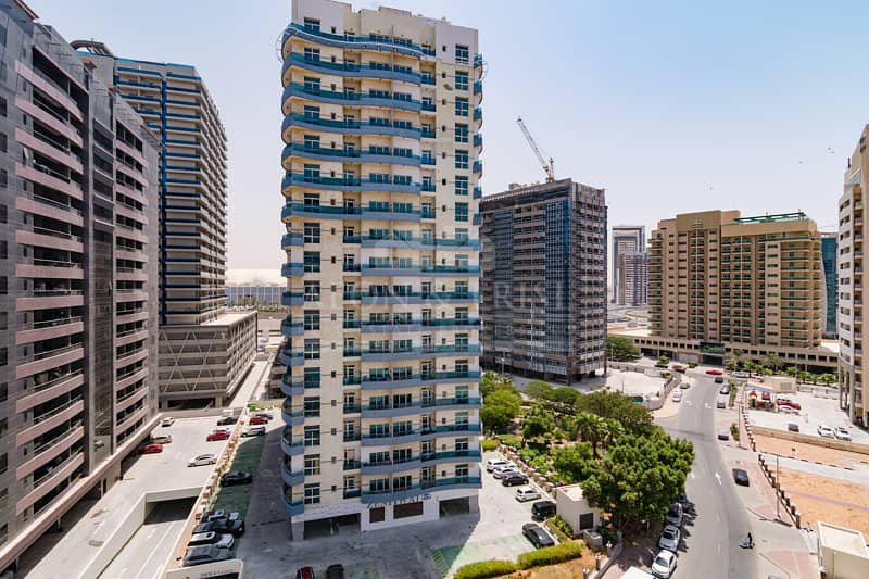 Excellent 2 BHK | Well-kept | Olympic Park 2. Excellent 2 BHK | Well-kept | Olympic Park 2.