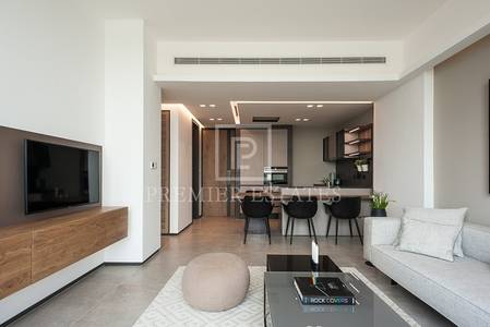 Uniquely Designed Exclusive 1 bedroom Apts Uniquely Designed Exclusive 1 bedroom Apts