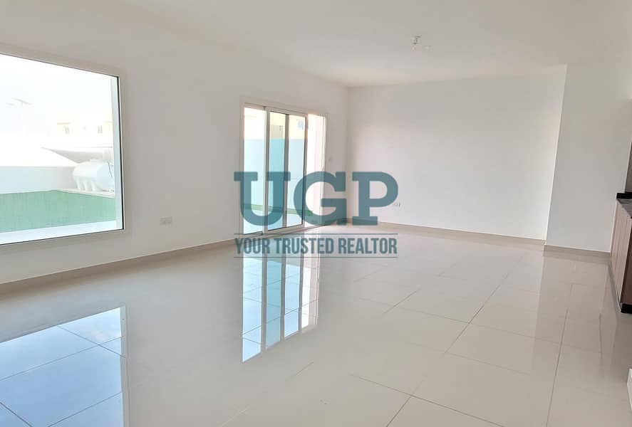 Perfectly Priced | Attractive Garden | Maids Room Perfectly Priced | Attractive Garden | Maids Room