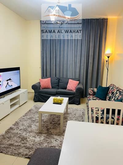 1 Bedroom Flat for Rent in Al Taawun, Sharjah - Sharjah Al Taawun A room and a hall with a balcony overlooking the main street3800