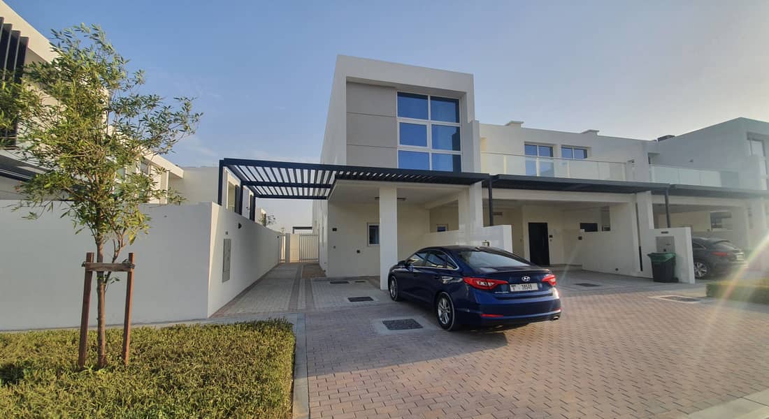 Single Row Corner 3BR Plus Maids Room Townhouse Available For Sale In Damac Hills 2 (Trixis Cluster)