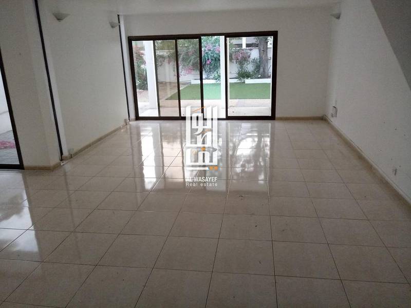 Luxurious 3 Bedroom Villa With Private Garden.. Luxurious 3 Bedroom Villa With Private Garden..