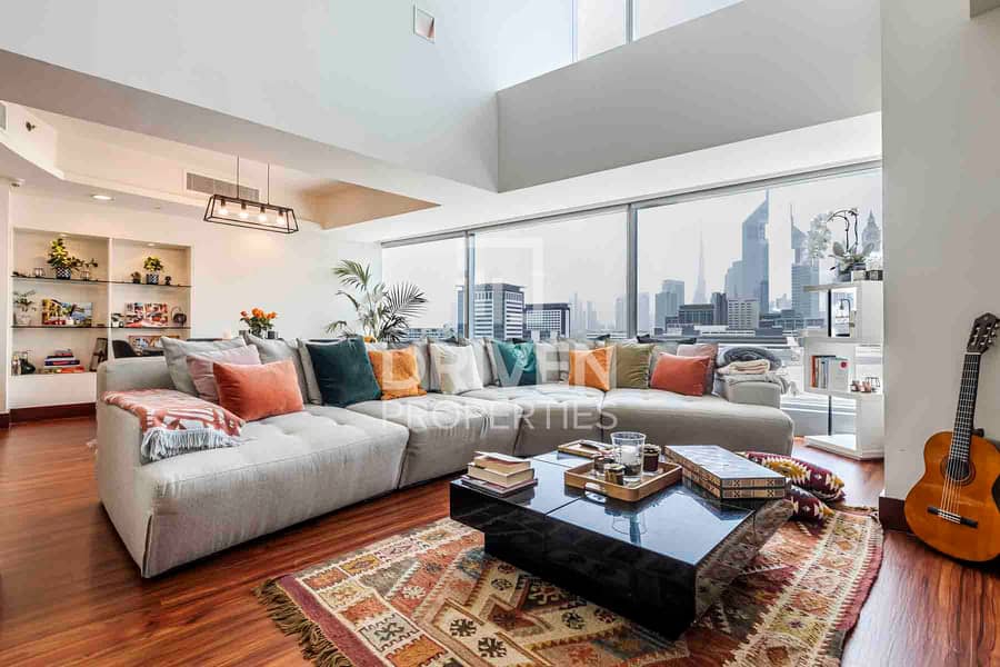 Huge and Duplex Apt | Vacant on Transfer Huge and Duplex Apt | Vacant on Transfer
