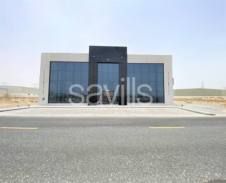 Showroom + Warehouse / Main road Showroom + Warehouse / Main road
