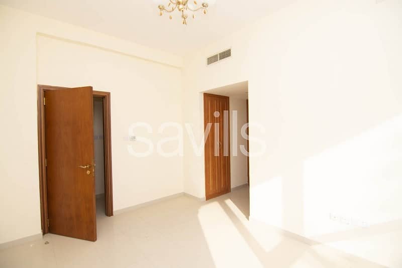 Furnished unit I Attractive rent I Garden view