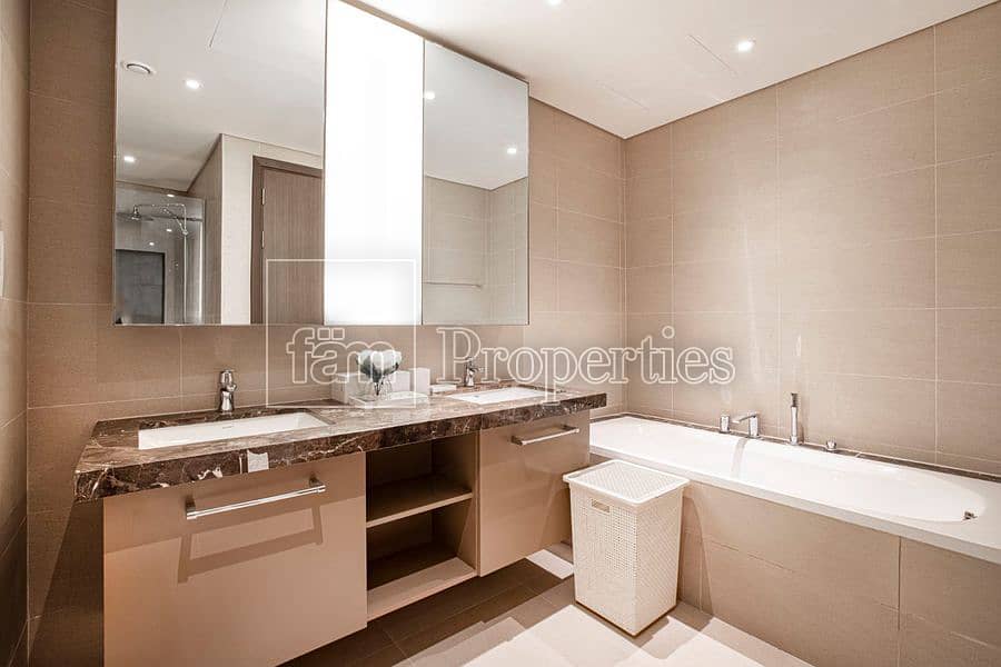 High Floor | Chiller Free | Vacant Now! - Image 24