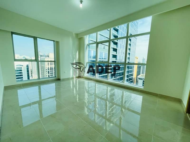 شقة في شارع الكورنيش 1 غرفة 70000 درهم - 7818533