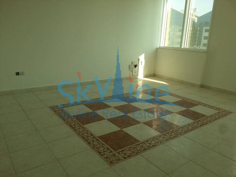 Available Now! 2BR Apt good for 2Cheques Defence Street