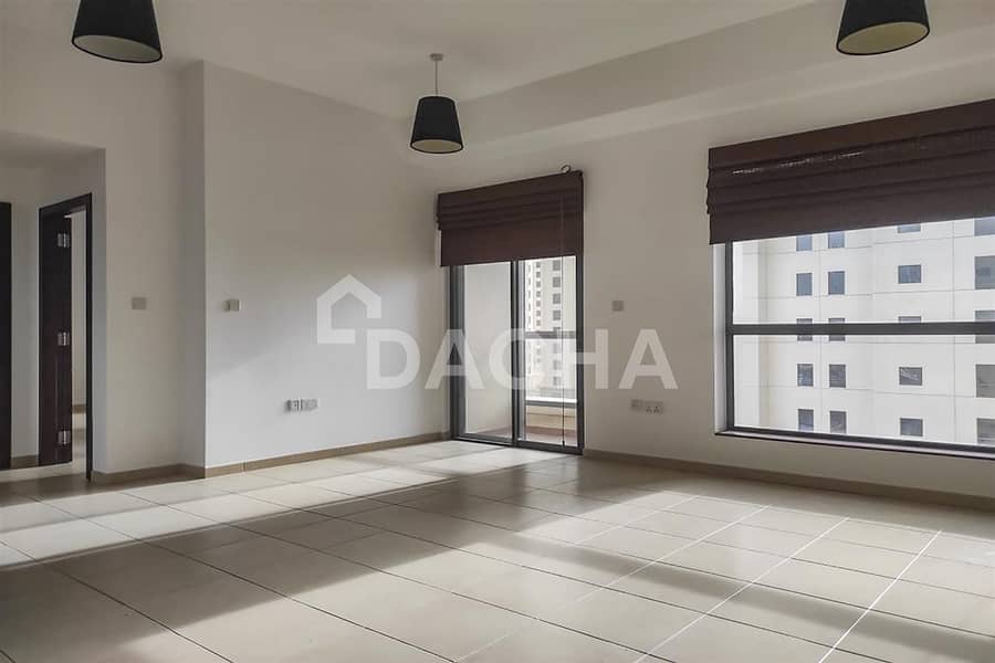 Partial Beach View / 1 Bed / Vacant Now Partial Beach View / 1 Bed / Vacant Now