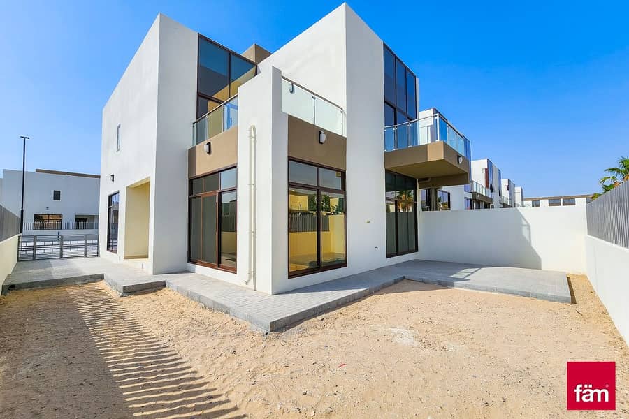 تاون هاوس في الحقول،دستركت 11،مدينة محمد بن راشد 4 غرف 320000 درهم - 7819634 تاون هاوس في الحقول،دستركت 11،مدينة محمد بن راشد 4 غرف 320000 درهم - 7819634