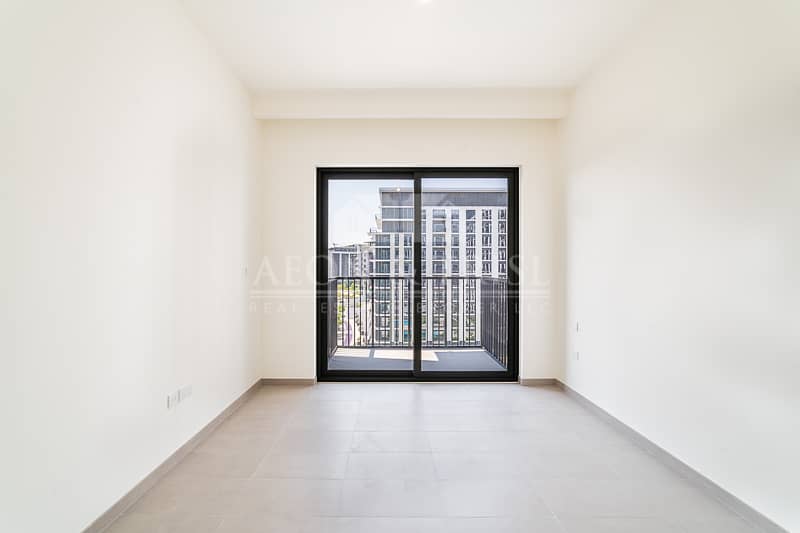 Spacious 1 BR | Rented | Pool and Park View Spacious 1 BR | Rented | Pool and Park View