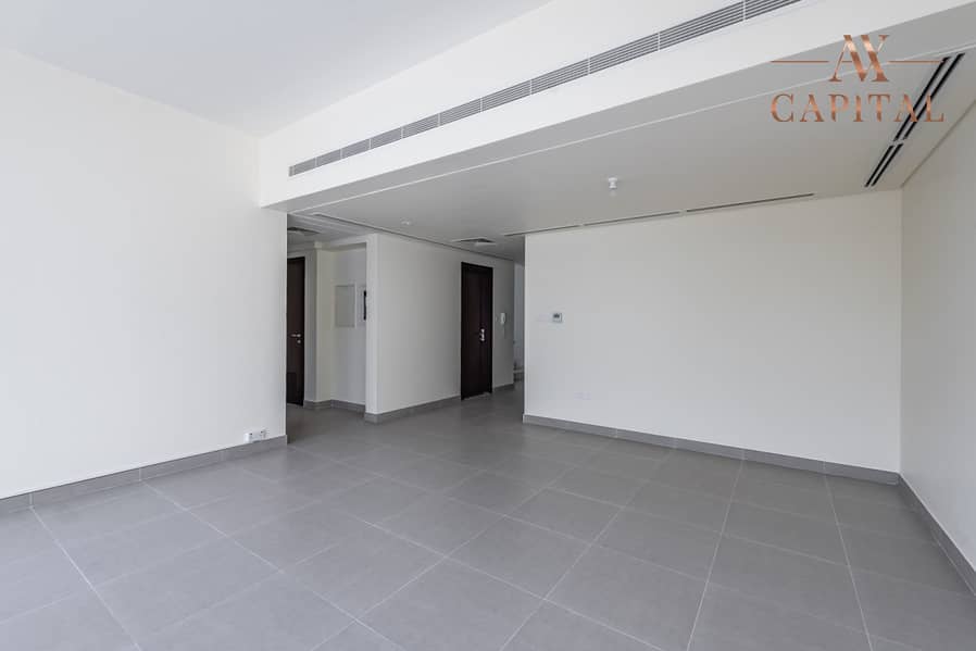 Amazing 3 Beds l Single Rows l Close to Pool Amazing 3 Beds l Single Rows l Close to Pool