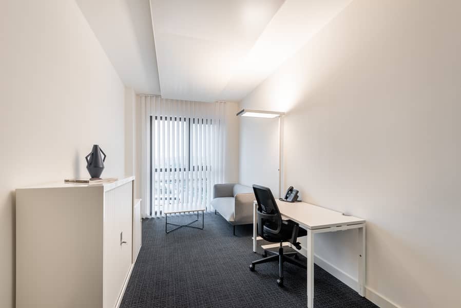 Fully serviced private office space for you and your team in SHARJAH, Expo Centre