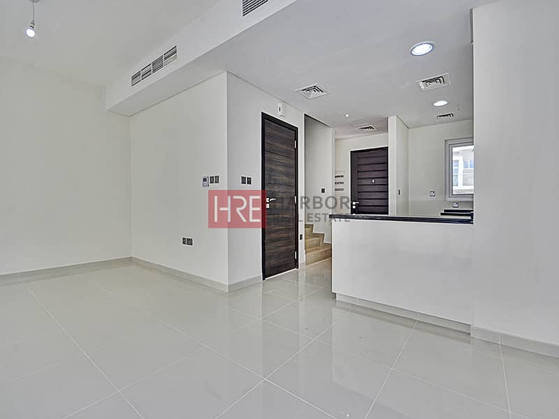 Ready Villa | Quiet Area | Spacious | Private Garden Ready Villa | Quiet Area | Spacious | Private Garden