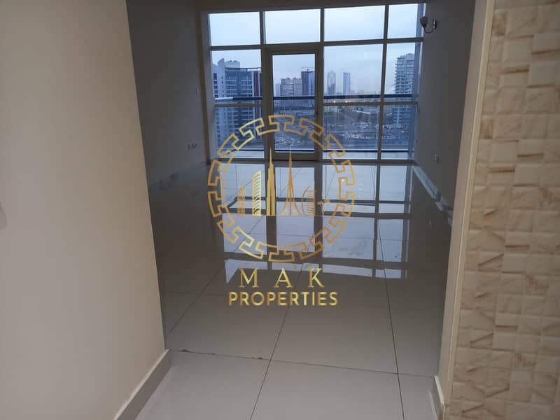 INVESTOR DEAL | BRAND NEW STUDIO | WITH BALCONY| LAKE VIEW SIDE