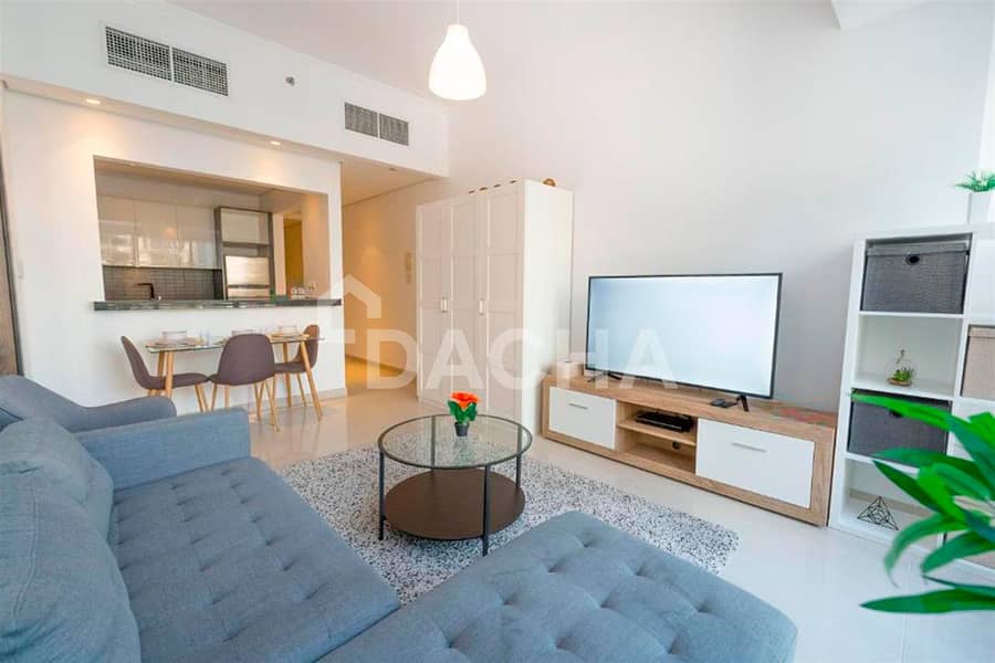 Fully Furnished / Vacant / Exclusive Fully Furnished / Vacant / Exclusive