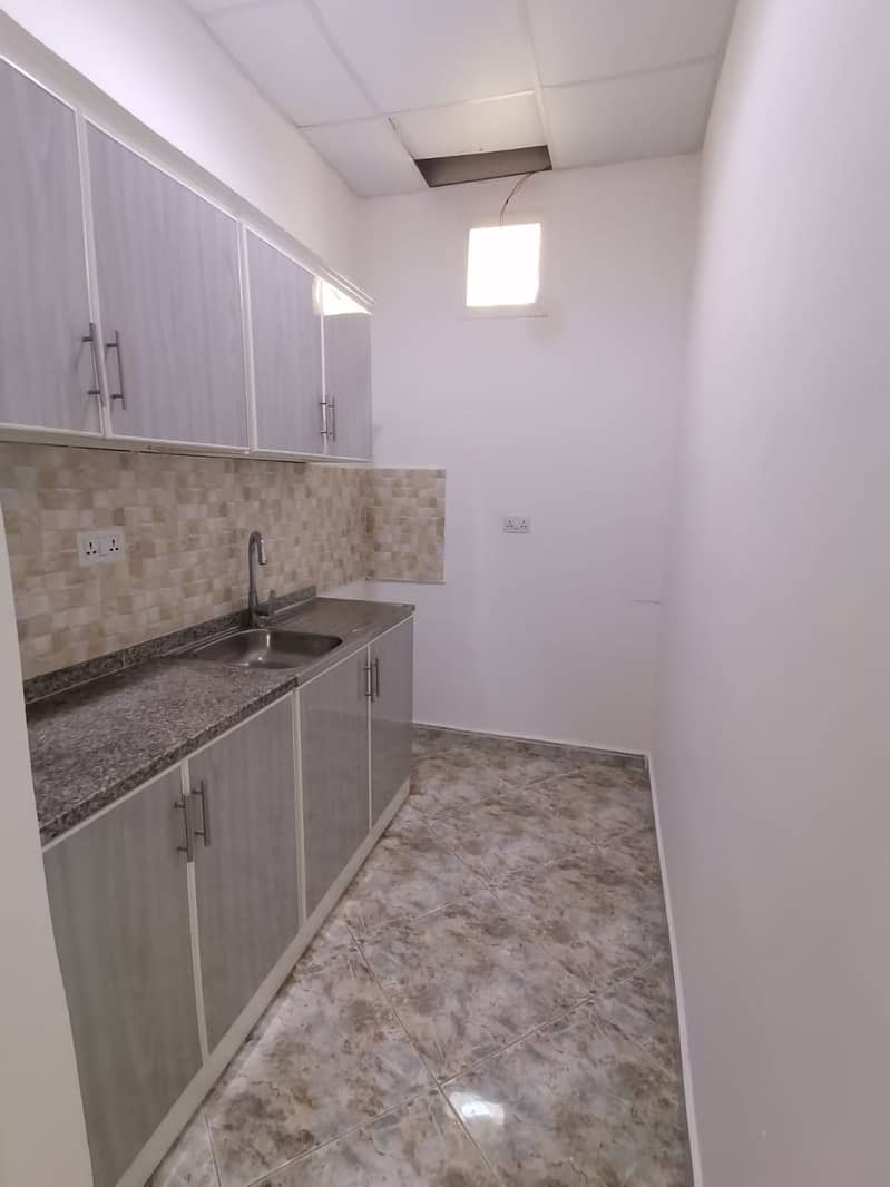 HOT OFFER EXTRA NEAT AND CLEAN 1BHK AT PRIME LOCATION ONLY 3200 PM HOT OFFER EXTRA NEAT AND CLEAN 1BHK AT PRIME LOCATION ONLY 3200 PM