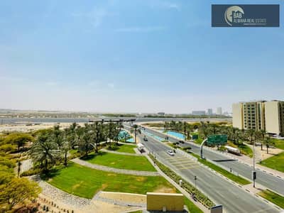 شقة 3 غرف نوم للايجار في واحة دبي للسيليكون (DSO)، دبي - شقة في بوابات السيليكون 1،سيليكون جيت،واحة دبي للسيليكون (DSO) 3 غرف 110000 درهم - 7828992