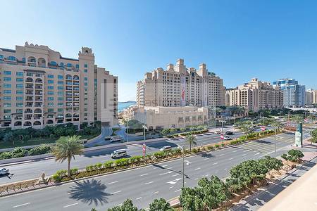 Most Spacious 1 Bed with Terrace | P/Sea Most Spacious 1 Bed with Terrace | P/Sea