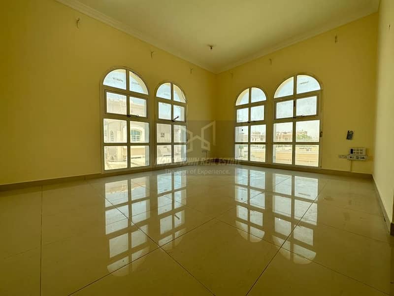 Stunning Studio With  Sep Kitchen | Mothly 2200 | Big Room Size | Sunlight Windows Near Forsan LuLu Mall in KCA