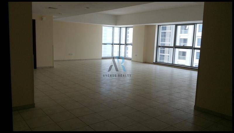 '0' commission | 50% OFF on Transfer Fee* |Largest 3 bed + maids apartment | Panoramic View | Vacant  -  AED 3,900,000