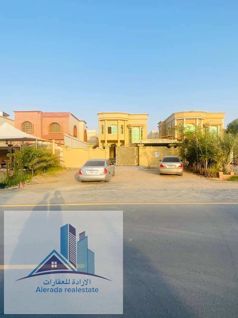 Villa for rent in Ajman, Al Rawda area, the second piece of the street