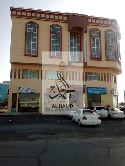 2 Bedroom Flat for Rent in Al Humrah, Umm Al Quwain - For rent two rooms, a lounge, two bathrooms and a kitchen