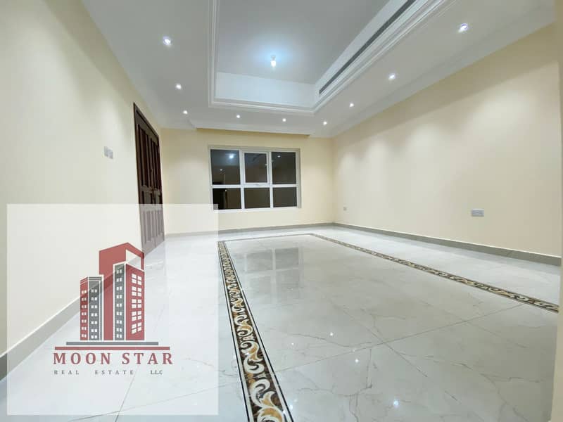 شقة في مجمع الظاهري،مدينة خليفة 1 غرفة 38000 درهم - 6328625