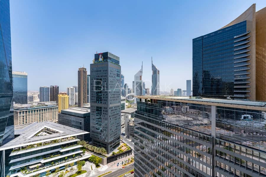 Difc and Sea View  |MidFloor| Great Layout