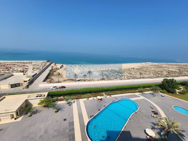 Fabulous Upgraded Marina Sea View Studio Apartment Fabulous Upgraded Marina Sea View Studio Apartment